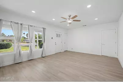 532 E Cheery Lynn Road, Phoenix, AZ 85012 - Photo 9