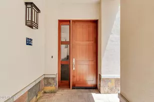 8 E Biltmore Estate, Phoenix, AZ 85016 - Photo 5