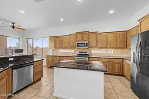 6720 S Crestview Dr, Gilbert, AZ 85298 - Photo 5