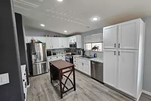 2121 N Center St, Mesa, AZ 85201 - Photo 5