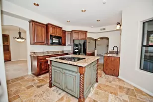 2322 S Rogers Cir, Mesa, AZ 85202 - Photo 3