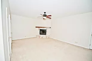 2322 S Rogers Cir, Mesa, AZ 85202 - Photo 27