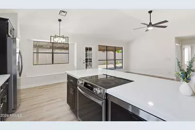 7113 W Julie Drive, Glendale, AZ 85308 - Photo 13