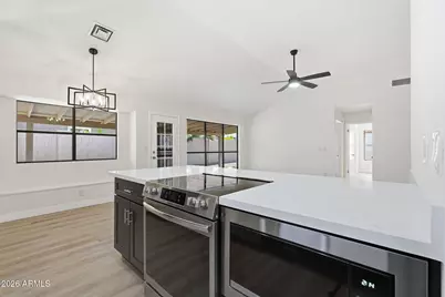 7113 W Julie Drive, Glendale, AZ 85308 - Photo 17
