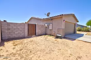 12179 W Jenero Dr, Arizona City, AZ 85123 - Photo 5
