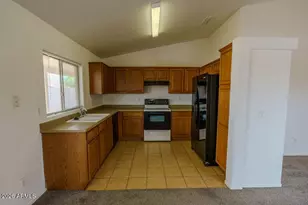 5422 W Huntington Dr, Laveen, AZ 85339 - Photo 5