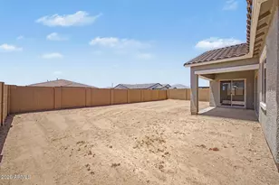 15799 W Desert Hollow Dr, Surprise, AZ 85387 - Photo 31