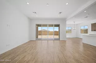15799 W Desert Hollow Dr, Surprise, AZ 85387 - Photo 11