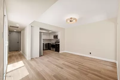 2808 N 61st Street, Scottsdale, AZ 85257 - Photo 9