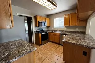 8802 E University Dr, Mesa, AZ 85207 - Photo 5