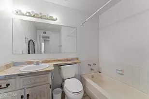 4717 N 79th Ln, Phoenix, AZ 85033 - Photo 11