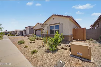 15819 W Desert Hollow Drive, Surprise, AZ 85387 - Photo 37
