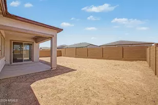15819 W Desert Hollow Dr, Surprise, AZ 85387 - Photo 29