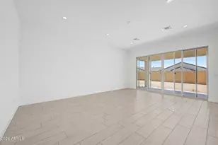 15819 W Desert Hollow Dr, Surprise, AZ 85387 - Photo 9