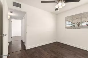 5635 N 35th Dr, Phoenix, AZ 85019 - Photo 15