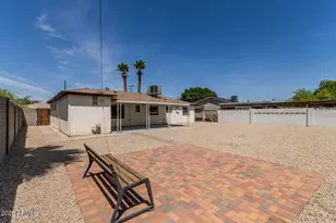 5635 N 35th Dr, Phoenix, AZ 85019 - Photo 25