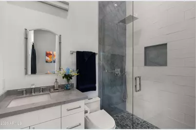 2940 E South Mountain Avenue, Phoenix, AZ 85042 - Photo 21