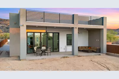 2940 E South Mountain Avenue, Phoenix, AZ 85042 - Photo 29