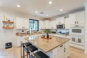 3852 E Comstock Dr, Gilbert, AZ 85296 - Photo 15
