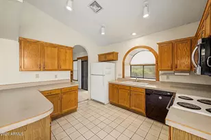 13202 S 36th Pl, Phoenix, AZ 85044 - Photo 11
