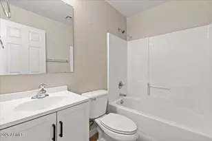 1852 N Desert Willow St, Casa Grande, AZ 85122 - Photo 21