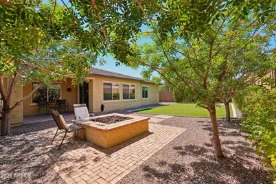 20510 W Park Meadows Drive, Buckeye, AZ 85396 - Photo 9