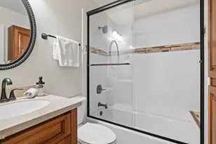 4787 E Navajo St, Phoenix, AZ 85044 - Photo 3