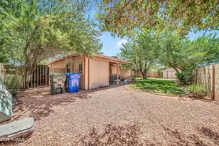 3828 N 36th St, Phoenix, AZ 85018 - Photo 27