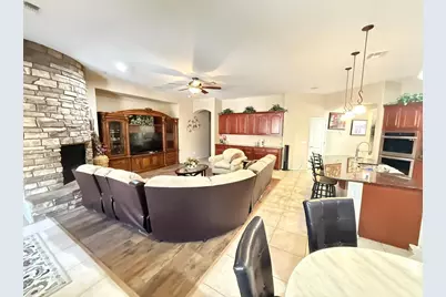1928 W Spur Drive, Phoenix, AZ 85085 - Photo 11