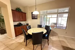 1928 W Spur Dr, Phoenix, AZ 85085 - Photo 9