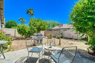 3221 E Blackhawk Dr, Phoenix, AZ 85050 - Photo 25