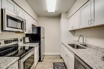 7625 E Camelback Road #113A, Scottsdale, AZ 85251 - Photo 17