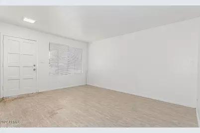 1826 N 51st Street #Apt 01, Phoenix, AZ 85008 - Photo 9
