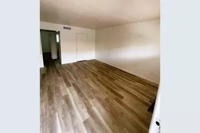 2002 E Sweetwater Avenue #202, Phoenix, AZ 85022 - Photo 5