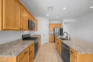 8954 W San Juan Ave, Glendale, AZ 85305 - Photo 15
