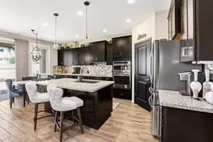 13136 N 91st Ln, Peoria, AZ 85381 - Photo 7