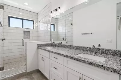 902 W Hazelwood Street #Unit B, Phoenix, AZ 85013 - Photo 15