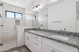 902 W Hazelwood St, Phoenix, AZ 85013 - Photo 15