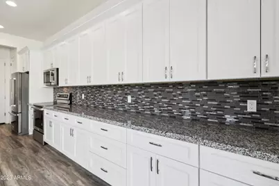 902 W Hazelwood Street #Unit B, Phoenix, AZ 85013 - Photo 9