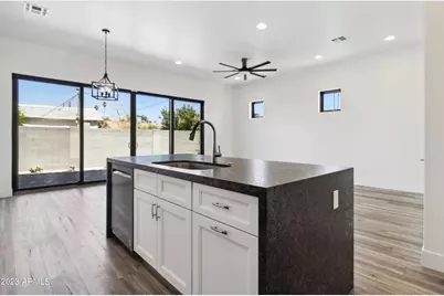 902 W Hazelwood Street #Unit B, Phoenix, AZ 85013 - Photo 7
