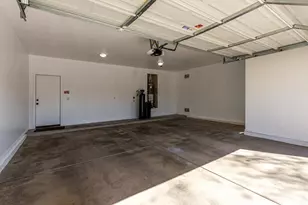 390 W Wisteria Pl, Chandler, AZ 85248 - Photo 31