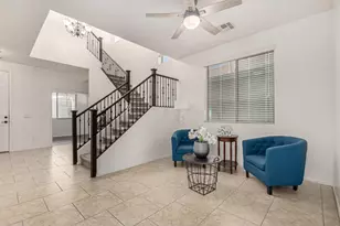390 W Wisteria Pl, Chandler, AZ 85248 - Photo 5