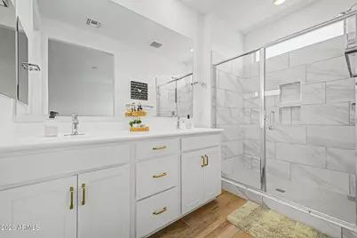 13578 W Shifting Sands Drive, Peoria, AZ 85383 - Photo 9