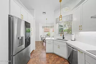 1924 E El Freda Rd, Tempe, AZ 85284 - Photo 9