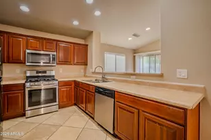 44633 W Yucca Ln, Maricopa, AZ 85138 - Photo 15