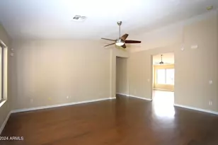 1130 W Raven Dr, Chandler, AZ 85286 - Photo 9