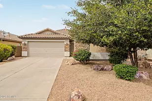 514 W Holstein Trail, San Tan Valley, AZ 85143 - Photo 3