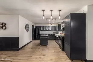 617 E Ellis Dr, Tempe, AZ 85282 - Photo 13