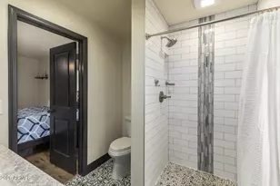 617 E Ellis Dr, Tempe, AZ 85282 - Photo 23