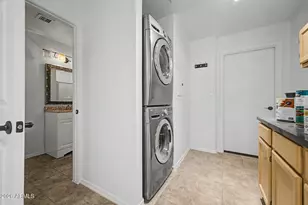 10247 N 12th Pl, Phoenix, AZ 85020 - Photo 17